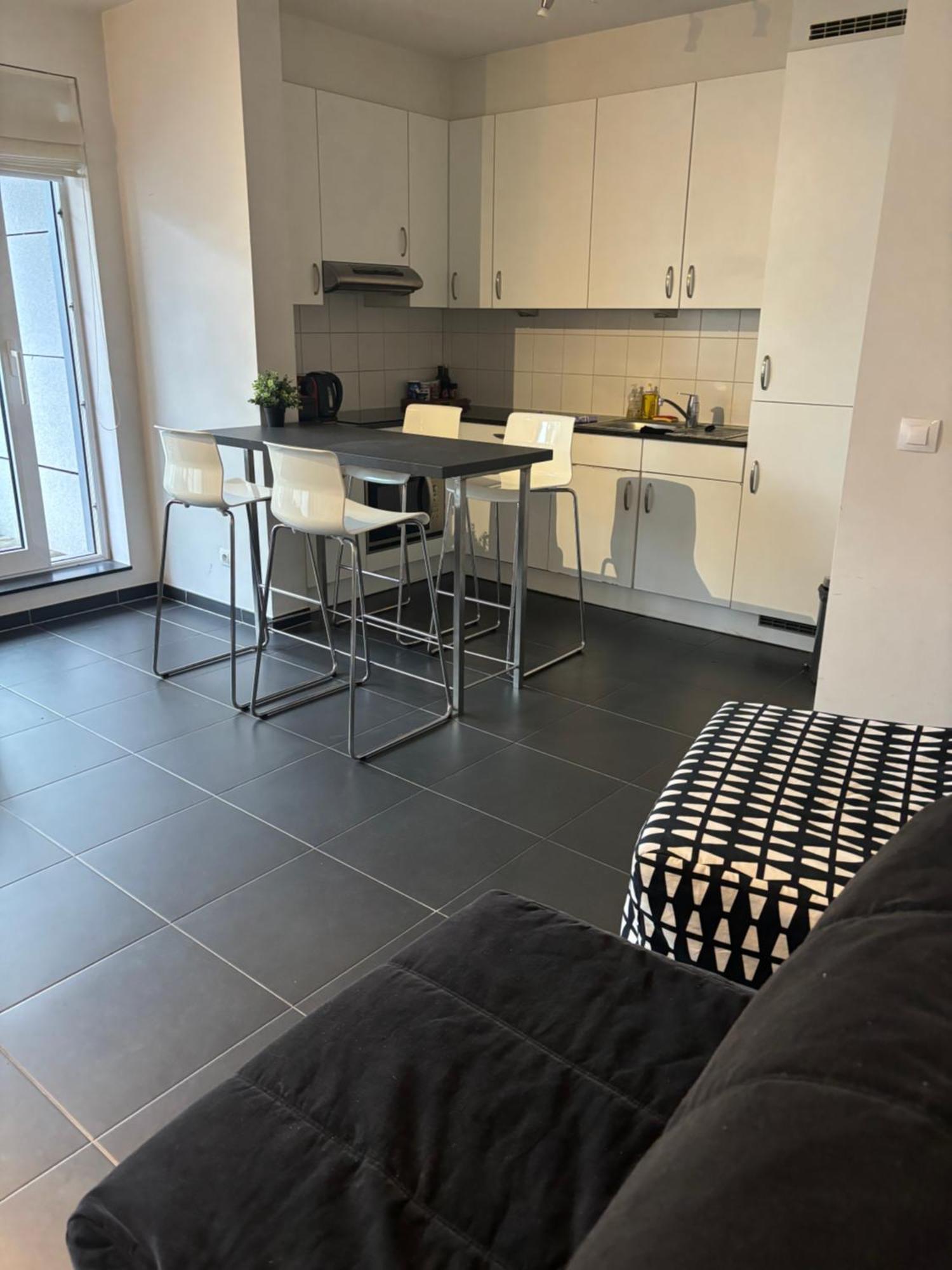 Apartment With Balcony In Brussels Center Eksteriør bilde